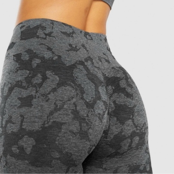 Gymshark Gray Leggings High-Waisted Compression - Picture 4 of 7